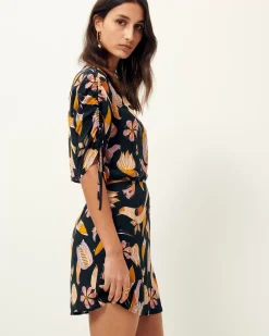 Sale Angelica Courtes