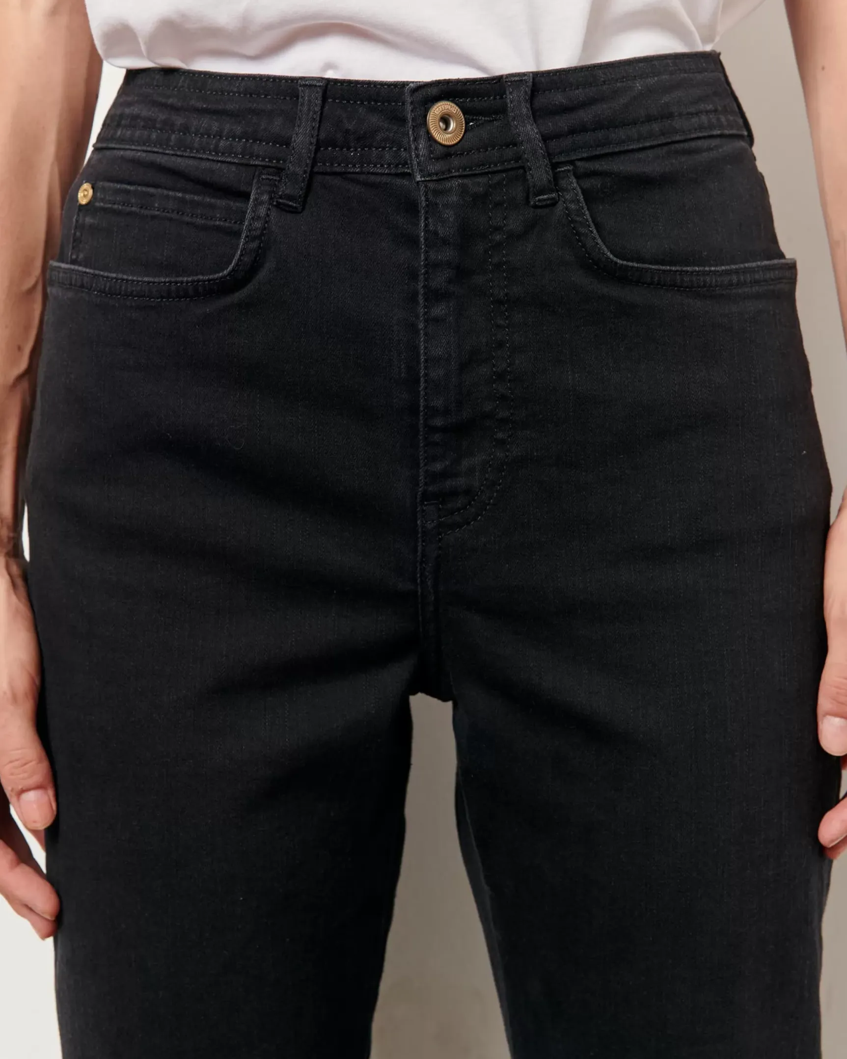 Sale Momon o Denim